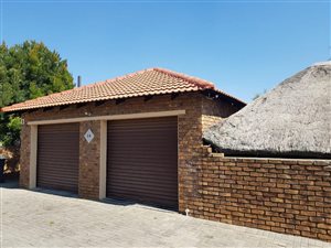 3 Bed Townhouse in Radiokop