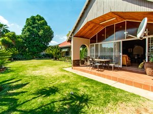 4 Bed House in Sinoville