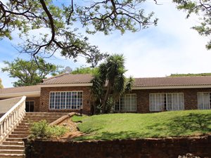 4 Bed House in Signal Hill