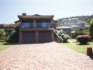 3 Bed House in Outeniqua Strand