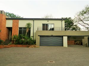 4 Bed Duplex in Menlo Park
