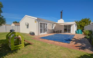 3 Bedroom House in Parklands