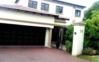 3 Bedroom Cluster in Greenstone Hill