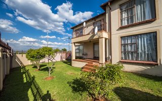 3 Bedroom Apartment in Alberton