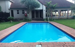 2 Bedroom House in Arboretum