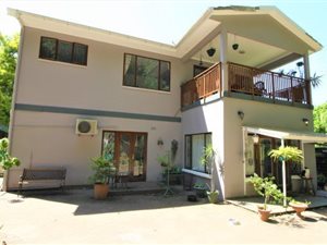 4 Bed Apartment in Malvern