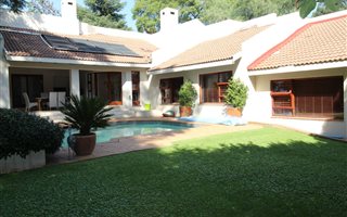 4 Bedroom House in Craighall