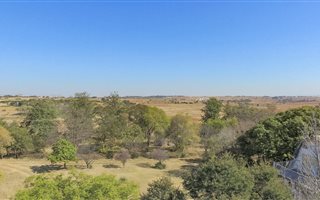8.6 ha Land available in Mnandi AH