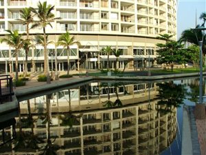 242 m² Office Space in Point Waterfront