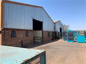 1000 m² Industrial space in Rosslyn