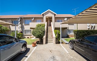 2 Bedroom Townhouse in Brackendowns