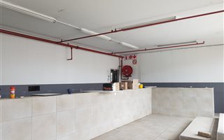 844 m² Industrial space in Reuven