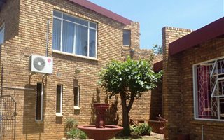 4 Bedroom House in Hazel Park