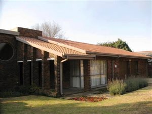 4 Bed House in Erasmus