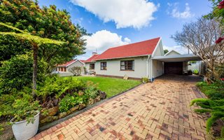 3 Bedroom House in Meadowridge
