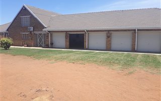 2 ha Farm in Randridge