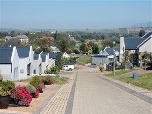 376 m² Land available in Berg en Dal