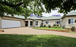3 Bedroom House in Thornhill Estate