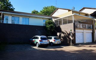 3 Bedroom Apartment in Fairview
