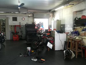 120 m² Commercial space in Glenwood