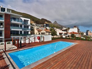 2 Bed Apartment in Sea Point