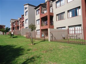 2 Bed Apartment in Honeydew Manor