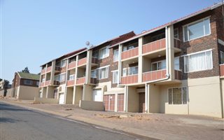 2 Bedroom Townhouse in Fontainebleau