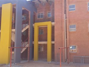 2 Bed Apartment in Montana Park