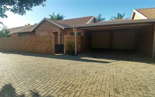 3 Bedroom Townhouse in Annlin