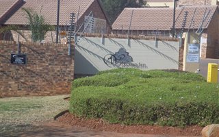 2 Bedroom Apartment in Faerie Glen
