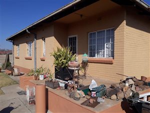3 Bed House in Leeuhof