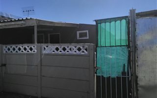 2 Bedroom House in New Macassar Village