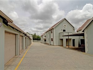 1 Bed Townhouse in Olympus AH