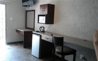 1 Bedroom Apartment in Delmas