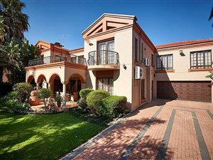 4 Bedroom Cluster in Kyalami Hills