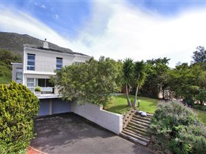 3 Bed House in Helgarda Estate