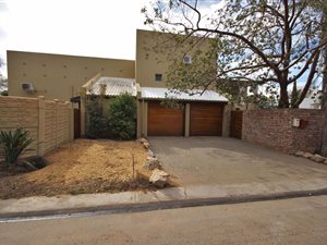 4 Bed House in Oudtshoorn