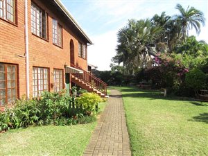 2 Bed Apartment in Scottburgh Central