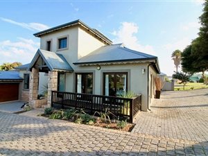 4 Bed House in Marina Martinique