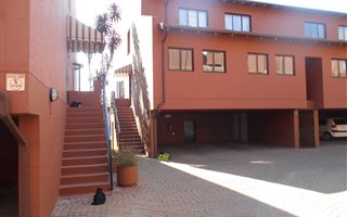 2 Bedroom Townhouse in Hurlyvale