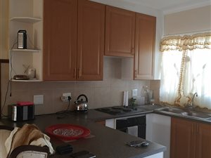 2 Bed Apartment in Mooikloof Ridge