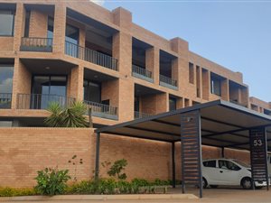2 Bed Apartment in Rynfield
