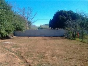 745 m² Land available in Kirkwood