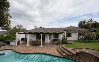 4 Bedroom House in Parel Vallei