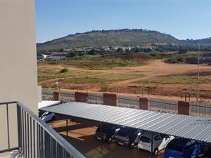 2 Bed Apartment in Wilgeheuwel