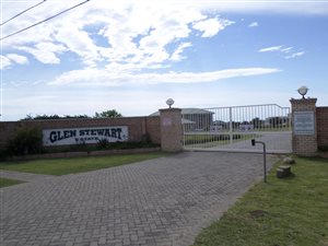 1056 m² Land available in Kwelera