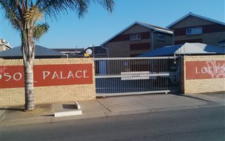 3 Bedroom Apartment in Windsor Park