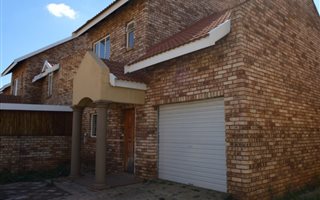 2 Bedroom Townhouse in Baillie Park
