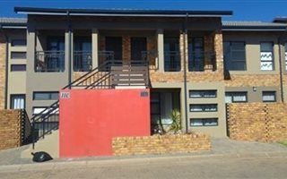 3 Bedroom Townhouse in Beyers Park
