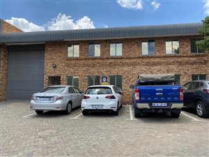 430 m² Industrial space in Halfway House